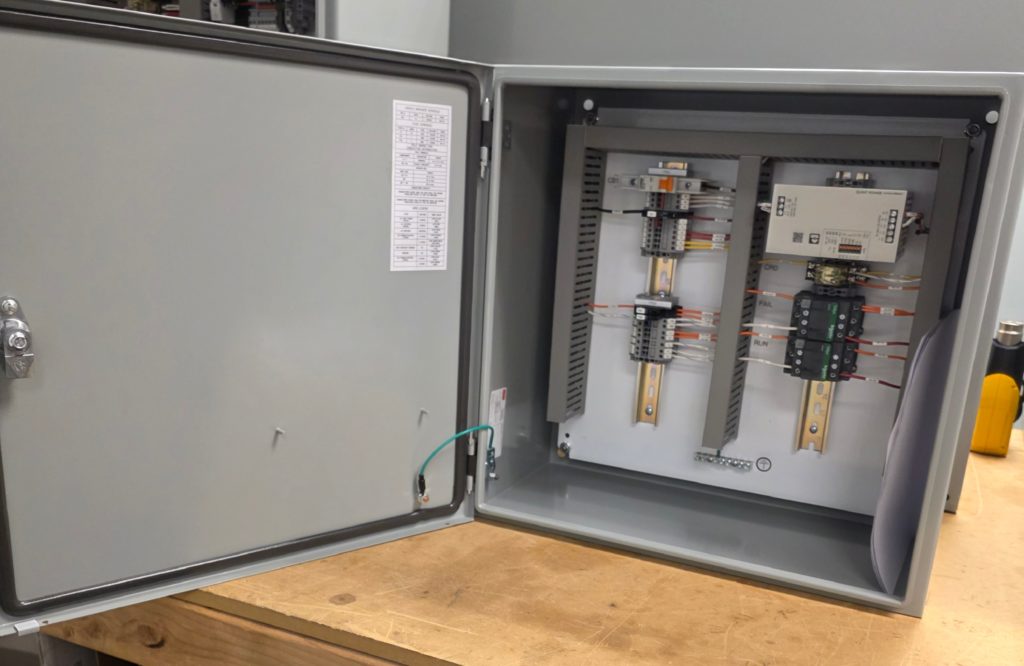 25023-Well Pump Communication Panel